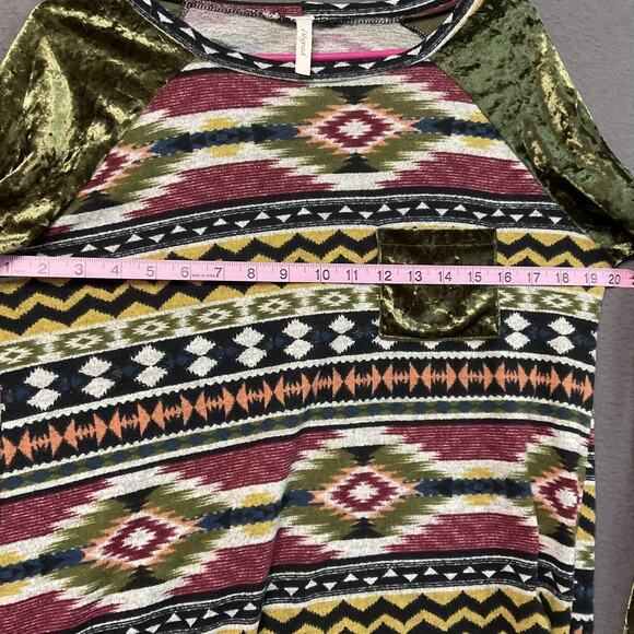 Lilypad Shirt Womens Medium Aztec Boho Pattern Green Velvet Sleeve Pocket Long - Picture 5 of 6